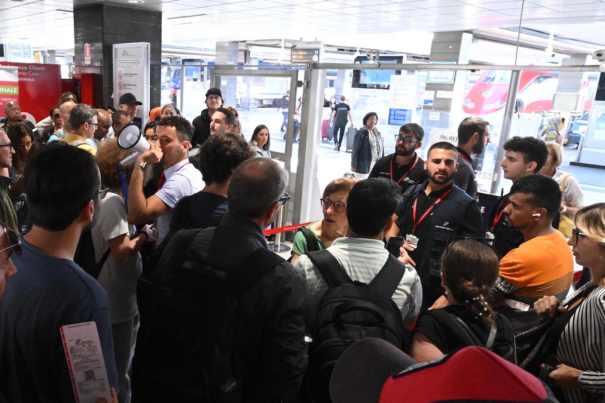 terremoto campi flegrei treni