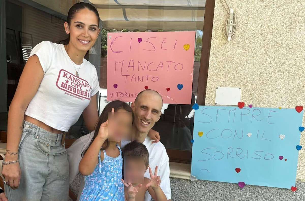 https://static.open.online/wp-content/uploads/2025/07/achille-polonara-leucemia-cure-ritorno-casa.jpg
