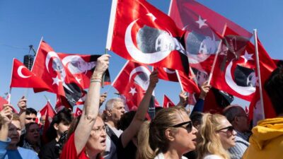 arresto tre sindaci turchia