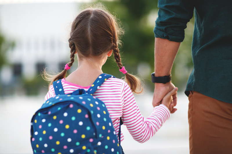 https://static.open.online/wp-content/uploads/2025/07/bambini-scuola-estate.jpg