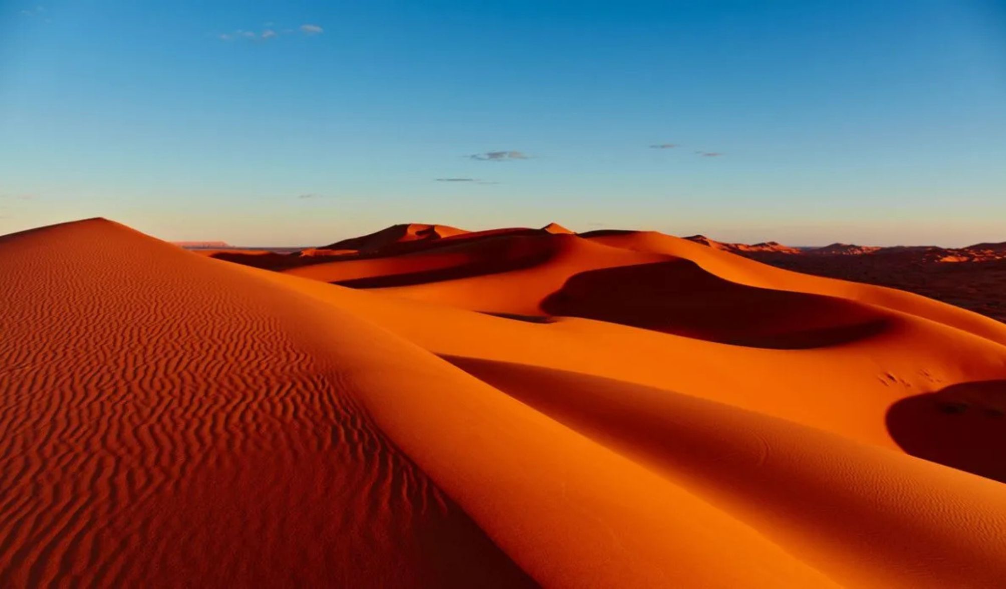 coppia vuole sacrificare figlio nel deserto del sahara