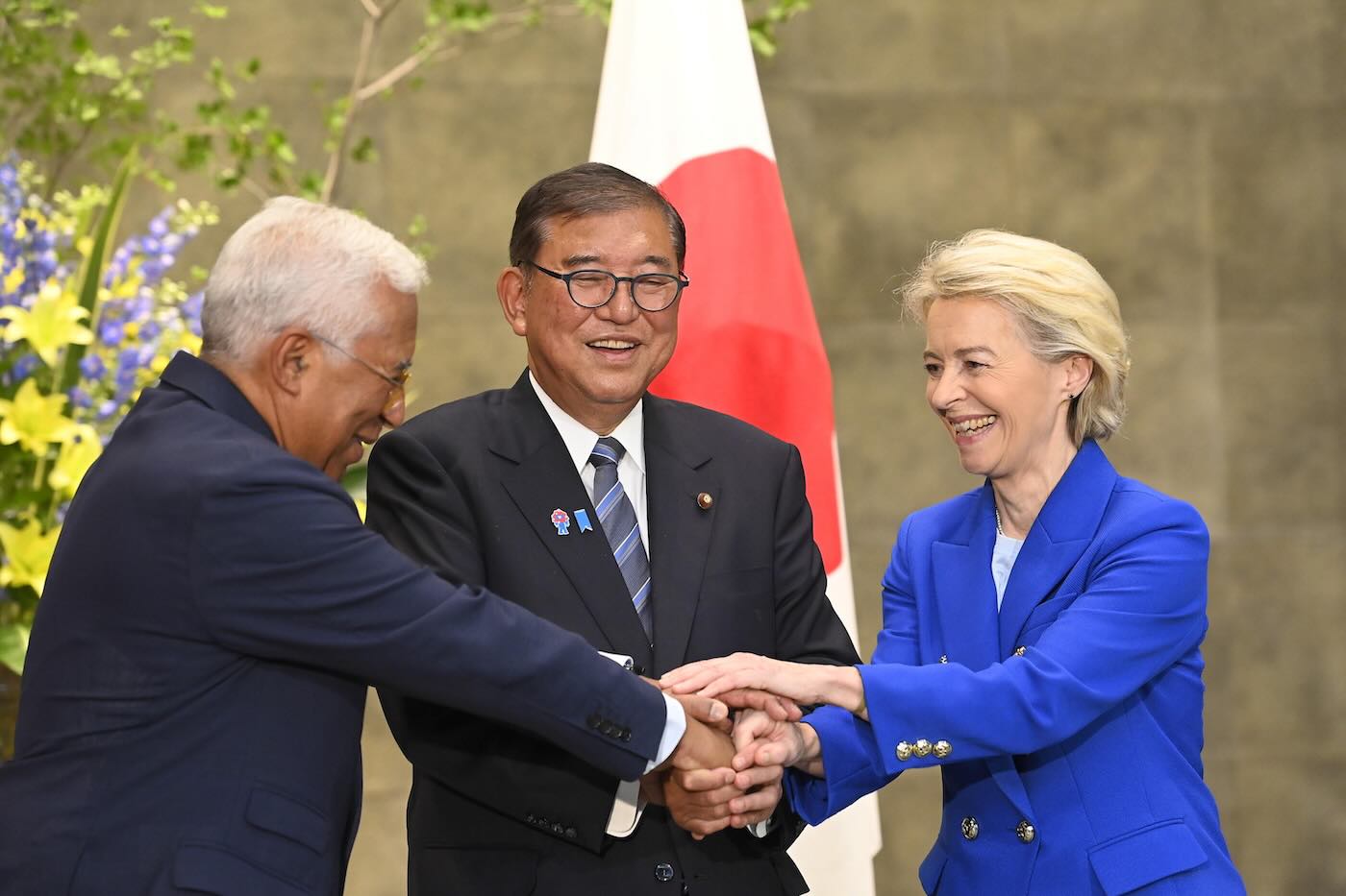 https://static.open.online/wp-content/uploads/2025/07/dazi-ue-usa-giappone.jpeg