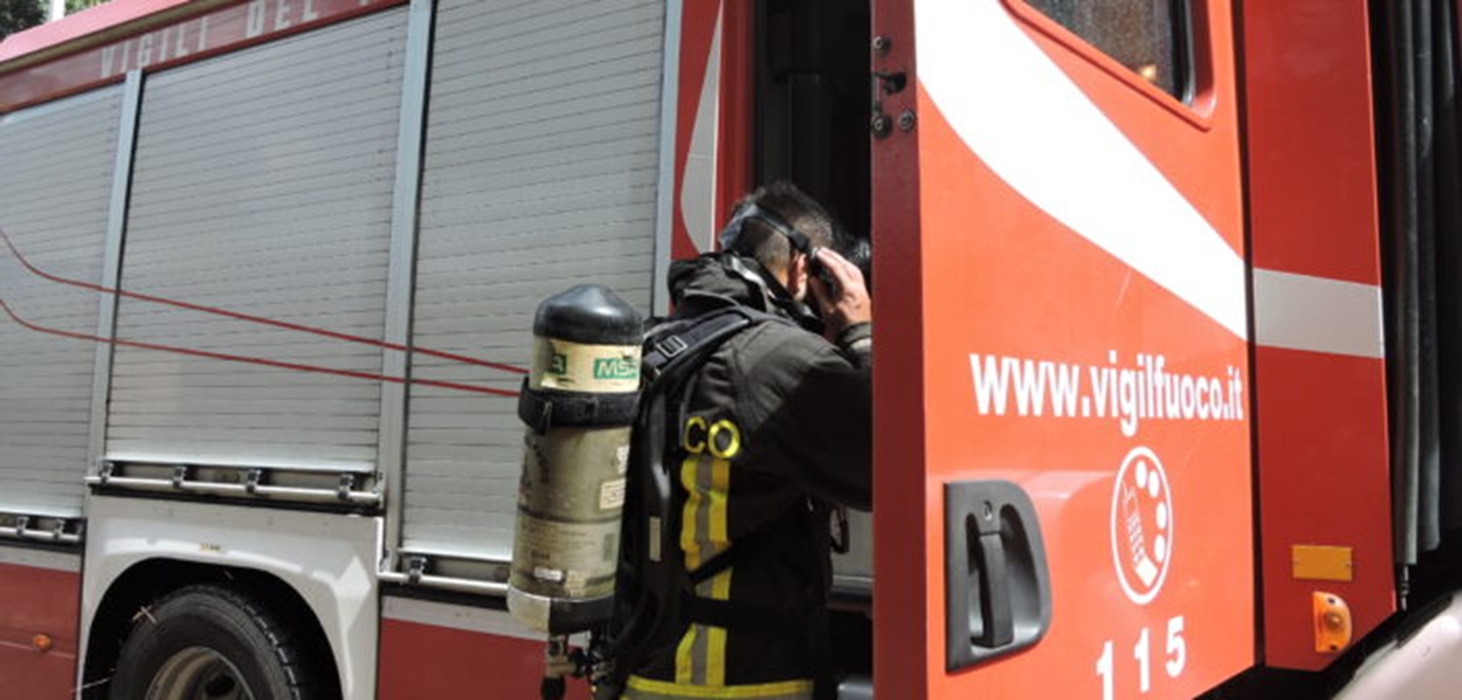 https://static.open.online/wp-content/uploads/2025/07/evacuazione-hotel-via-aurelia-roma.jpg