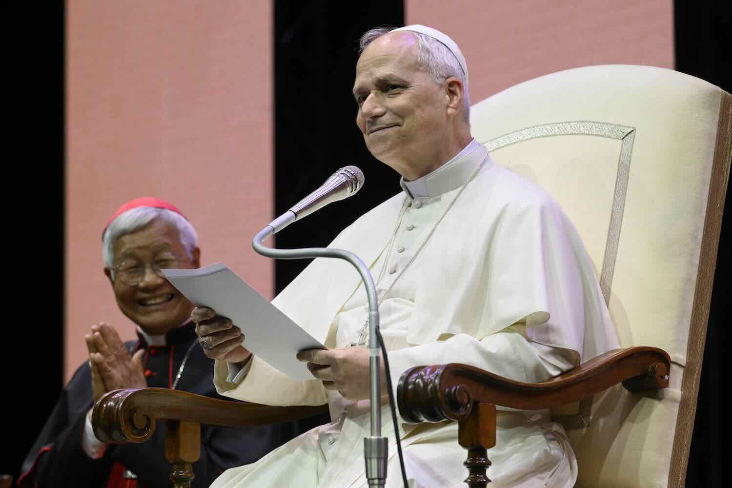 https://static.open.online/wp-content/uploads/2025/07/prevost-papa-leone.jpeg