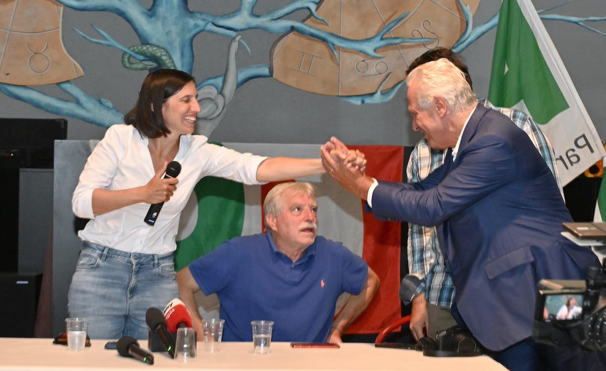 https://static.open.online/wp-content/uploads/2025/07/schlein-giani-pisa-pd-toscana.jpg