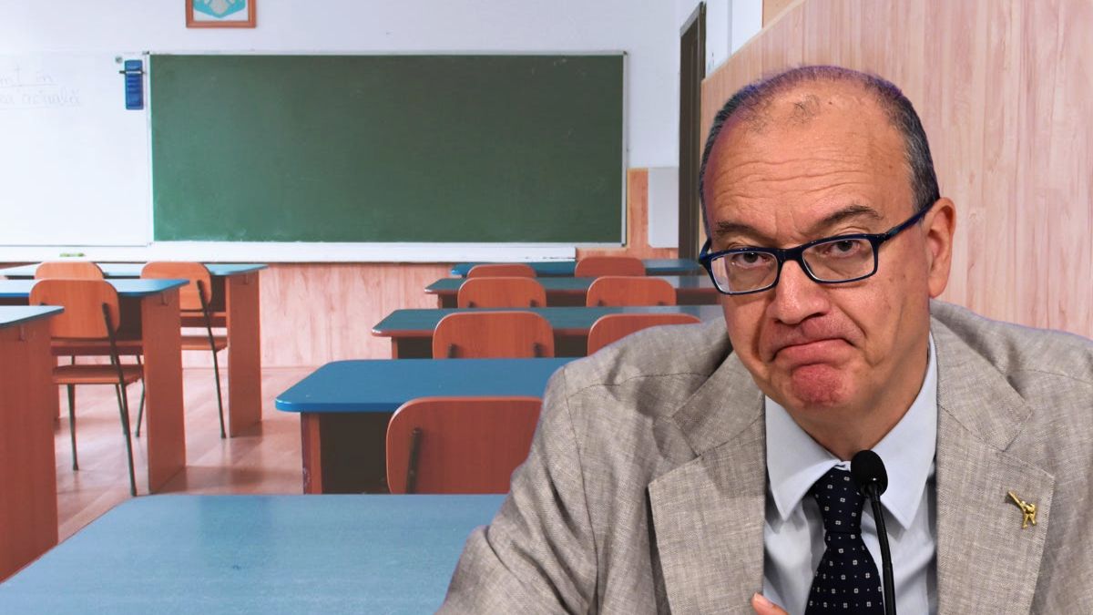 https://static.open.online/wp-content/uploads/2025/07/scuole-aperte-estata-valditara.jpg