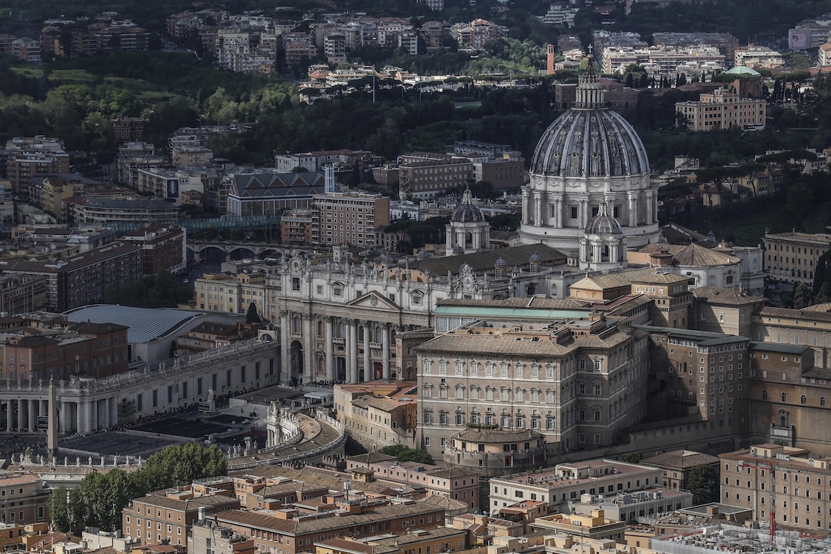 https://static.open.online/wp-content/uploads/2025/07/vaticano-8-per-mille.jpeg