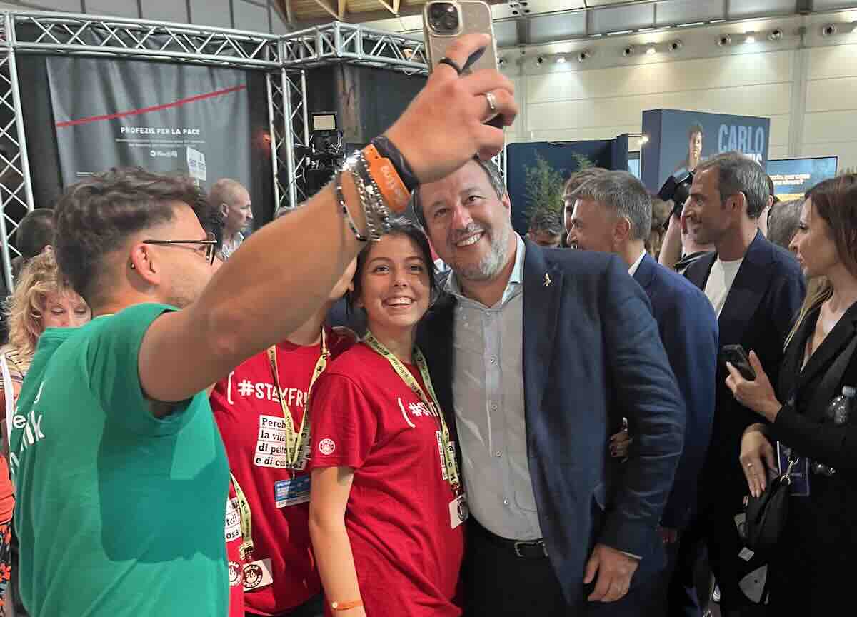 https://static.open.online/wp-content/uploads/2025/08/Salvini-Meeting-.jpg