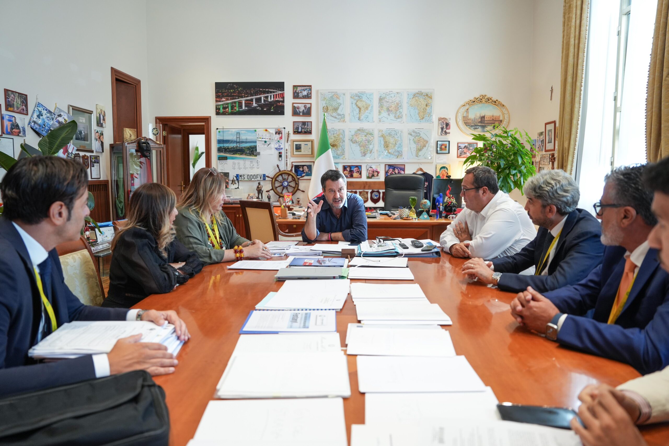Matteo Salvini davanti al Cipess presenta il profetto finale del Ponte sullo Stretto di Messina