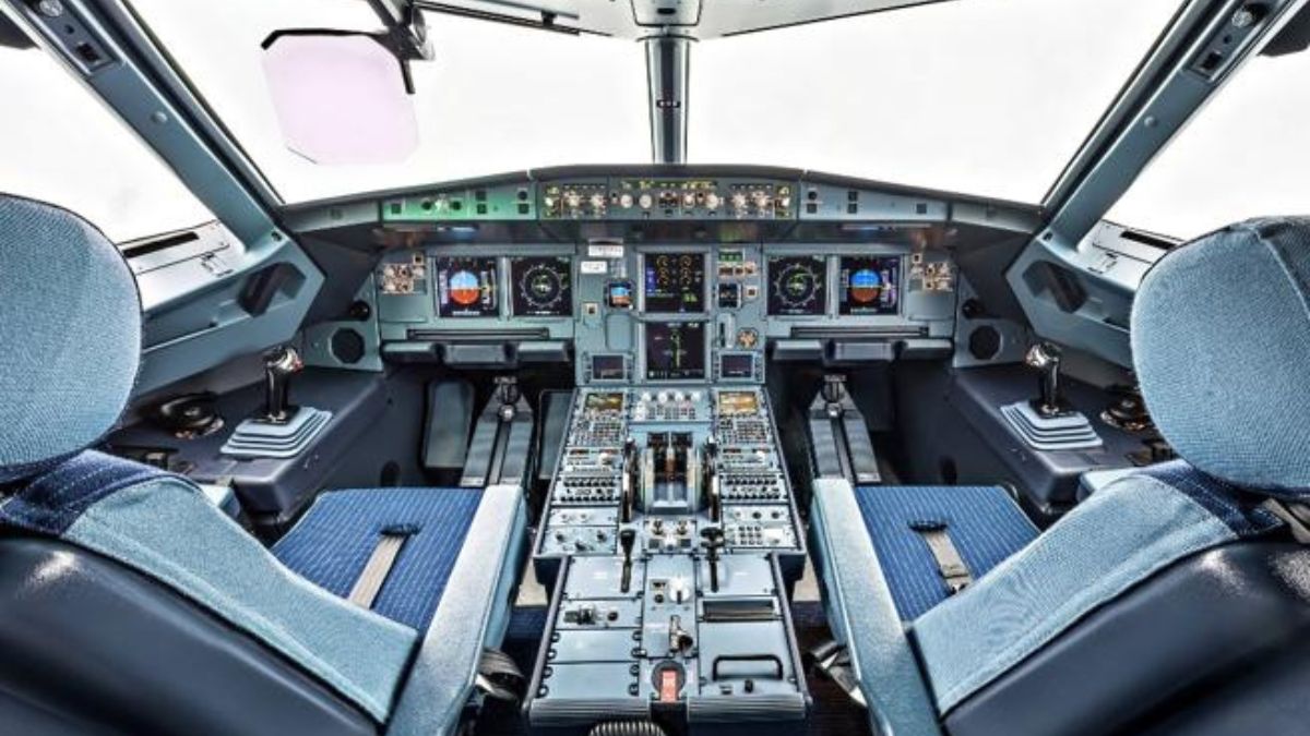 cabina di controllo aereo