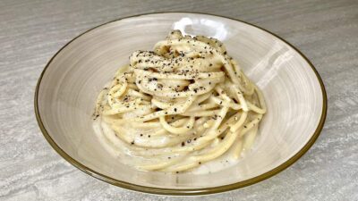 cacio pepe ricetta inglese bbc burro parmigiano