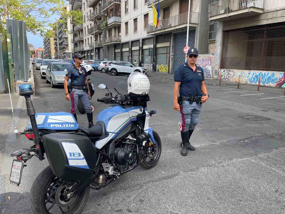 Parcheggiatore abusivo ucciso a coltellate a Catania