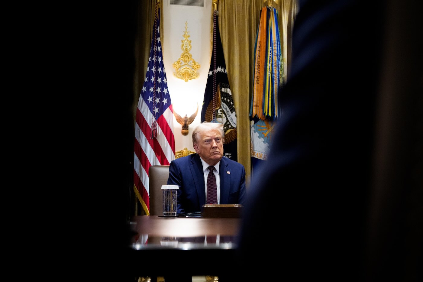https://static.open.online/wp-content/uploads/2025/08/donald-trump-scomparso-teorie-social.jpeg