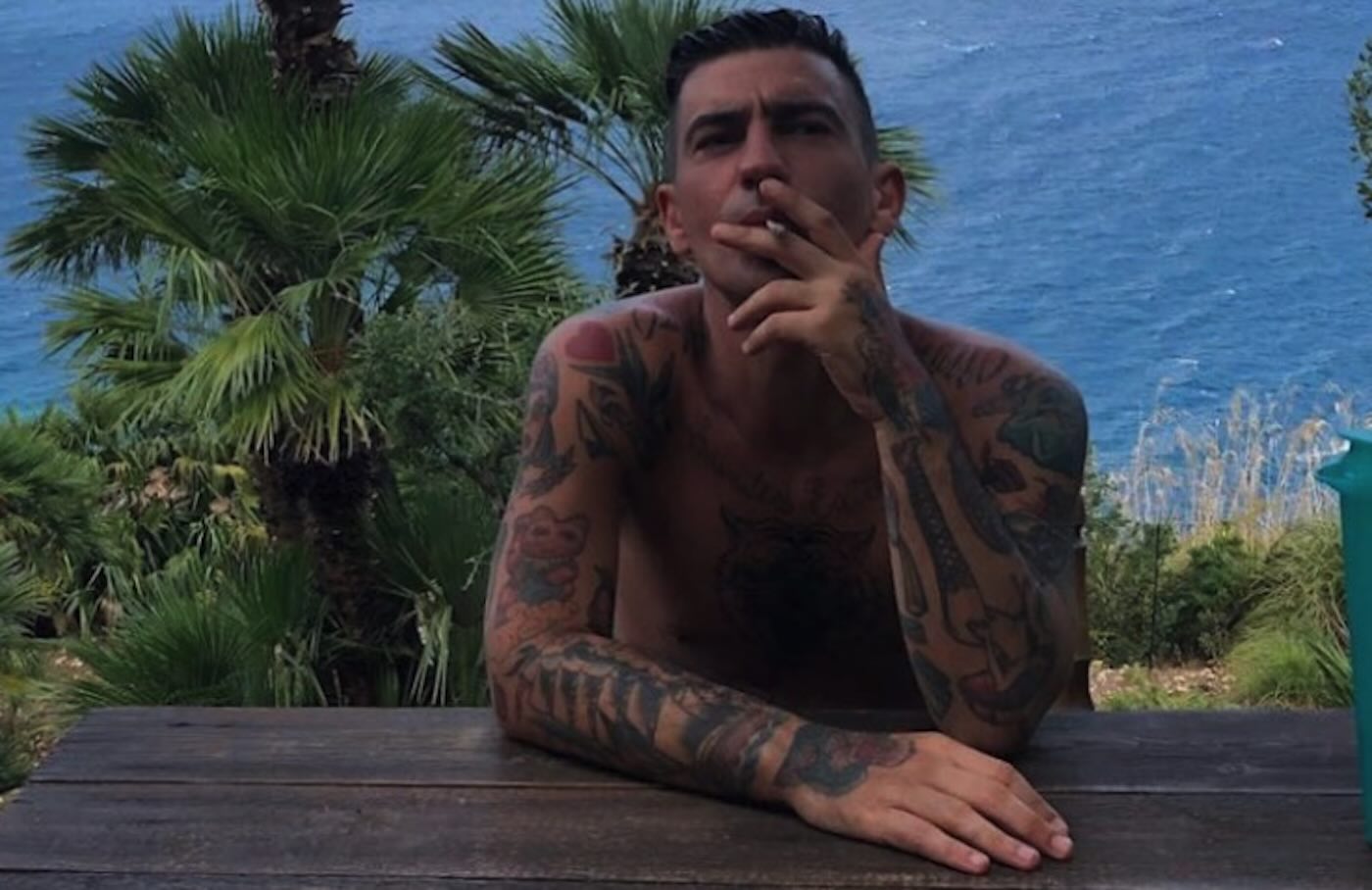jesto-causa-morte-frecciata-fedez