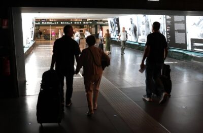 Turisti a Malpensa