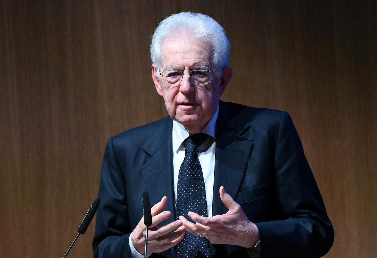 https://static.open.online/wp-content/uploads/2025/08/mario-monti.jpg