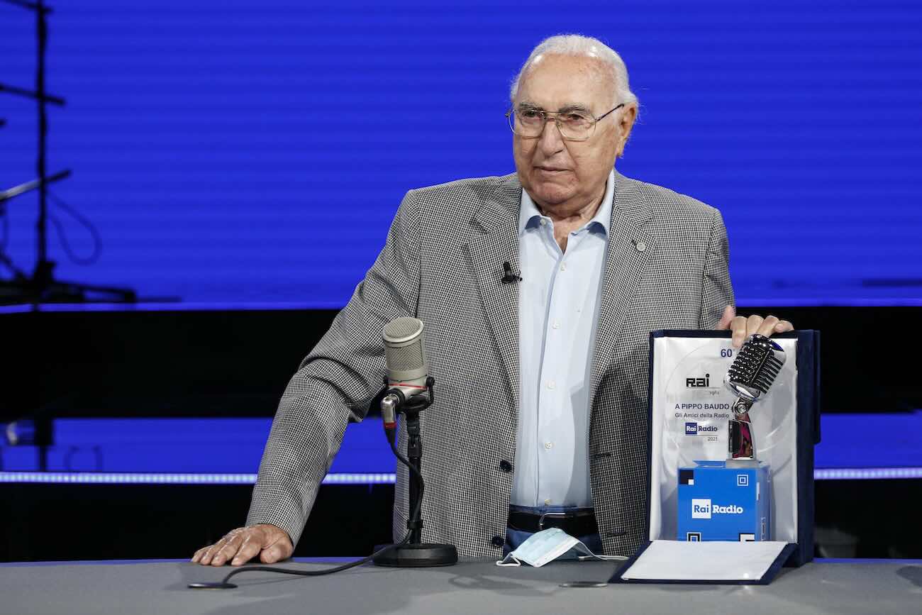 https://static.open.online/wp-content/uploads/2025/08/pippo-baudo-1.jpeg