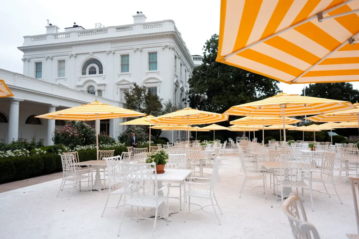 Come Trump Sta Trasformando La Casa Bianca Nella Sua Reggia Oro Marmi 