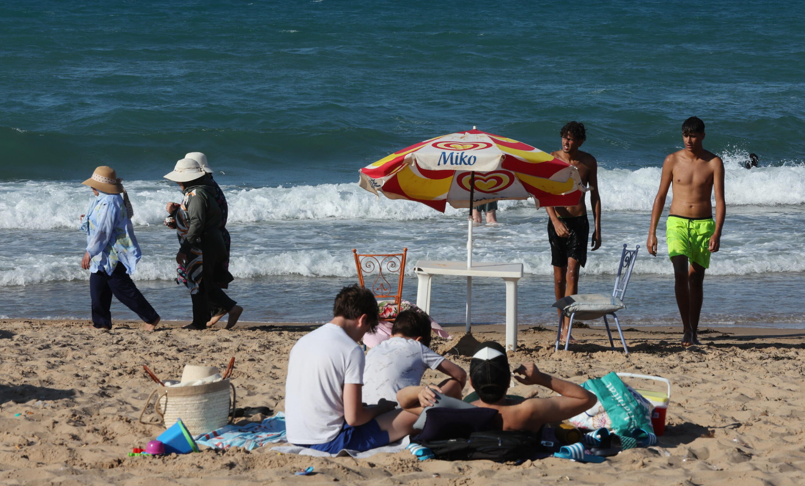 spiaggia mare famiglia derubata venezia