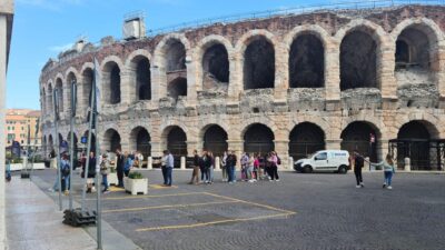 turisti verona