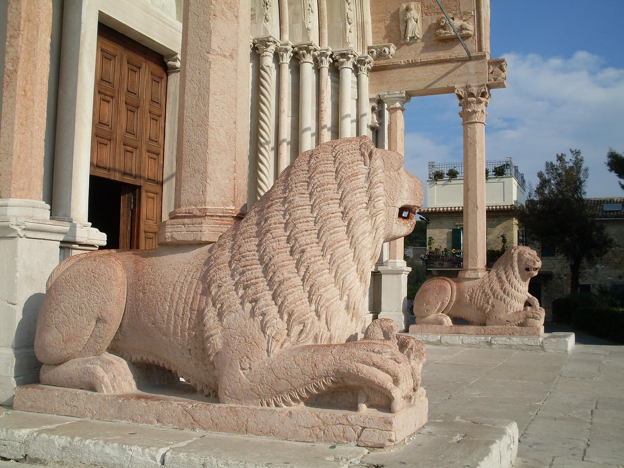 https://static.open.online/wp-content/uploads/2025/09/ancona-91011_1280.jpg