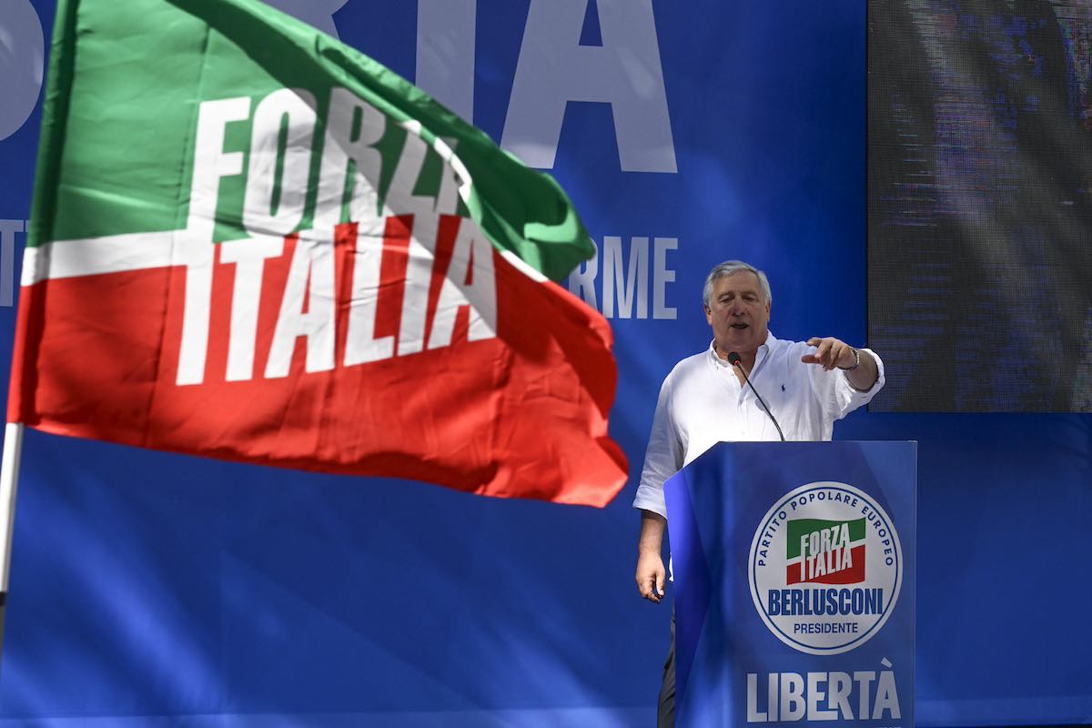 antonio tajani forza italia berlusconi campania