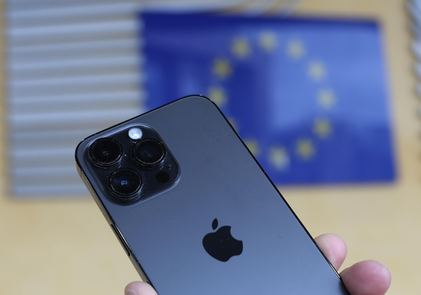 apple-ue-legge-monopoli-digitali
