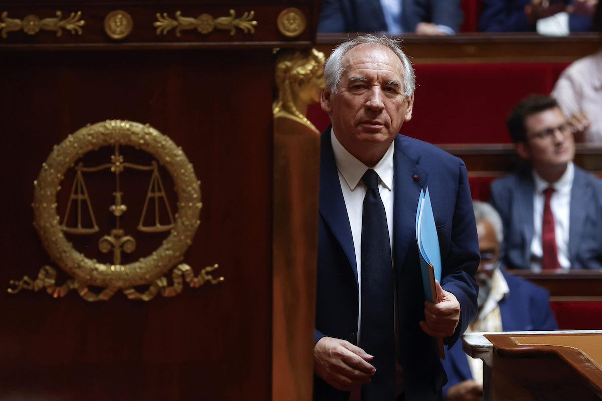 bayrou governo francia