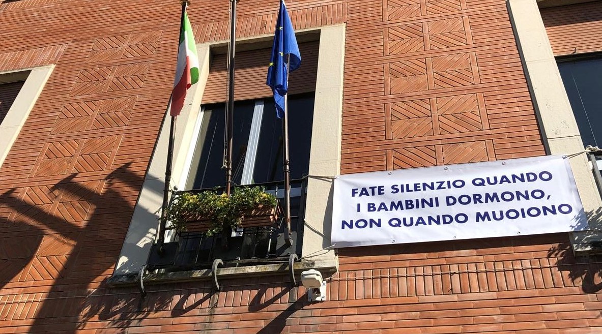 fate silenzio quando i bambini dormono non quando muoiono