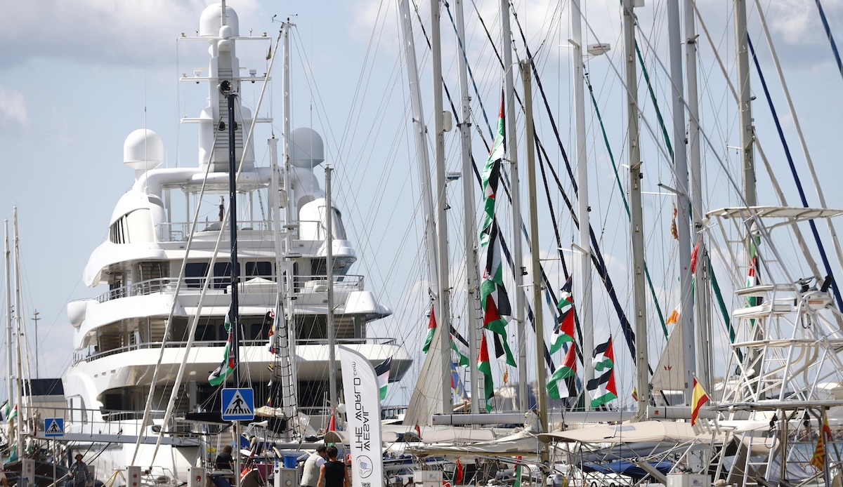 https://static.open.online/wp-content/uploads/2025/09/global-sumud-flotilla-rientro-porto-barcellona.jpg