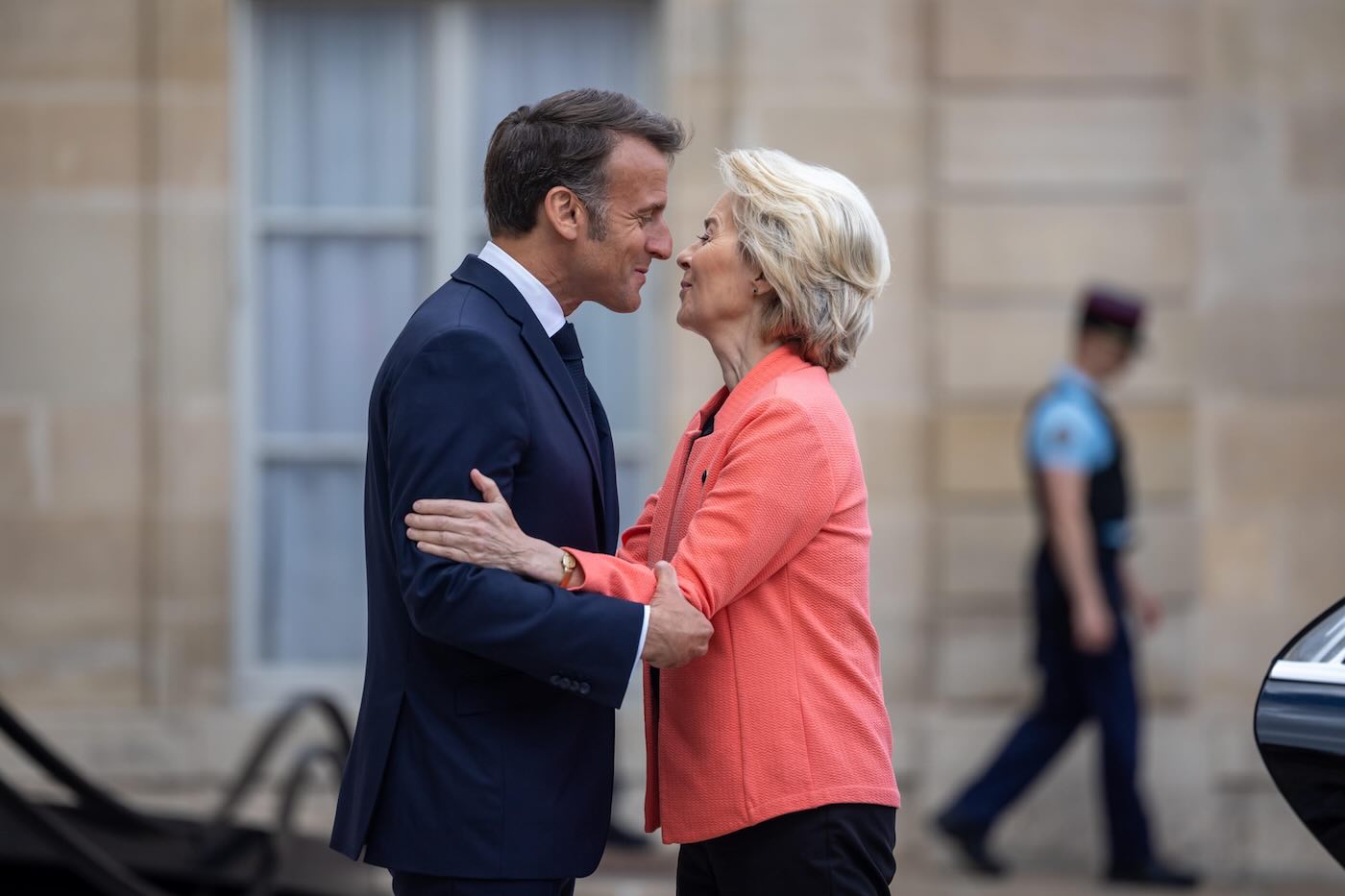 https://static.open.online/wp-content/uploads/2025/09/macron-von-der-leyen.jpeg