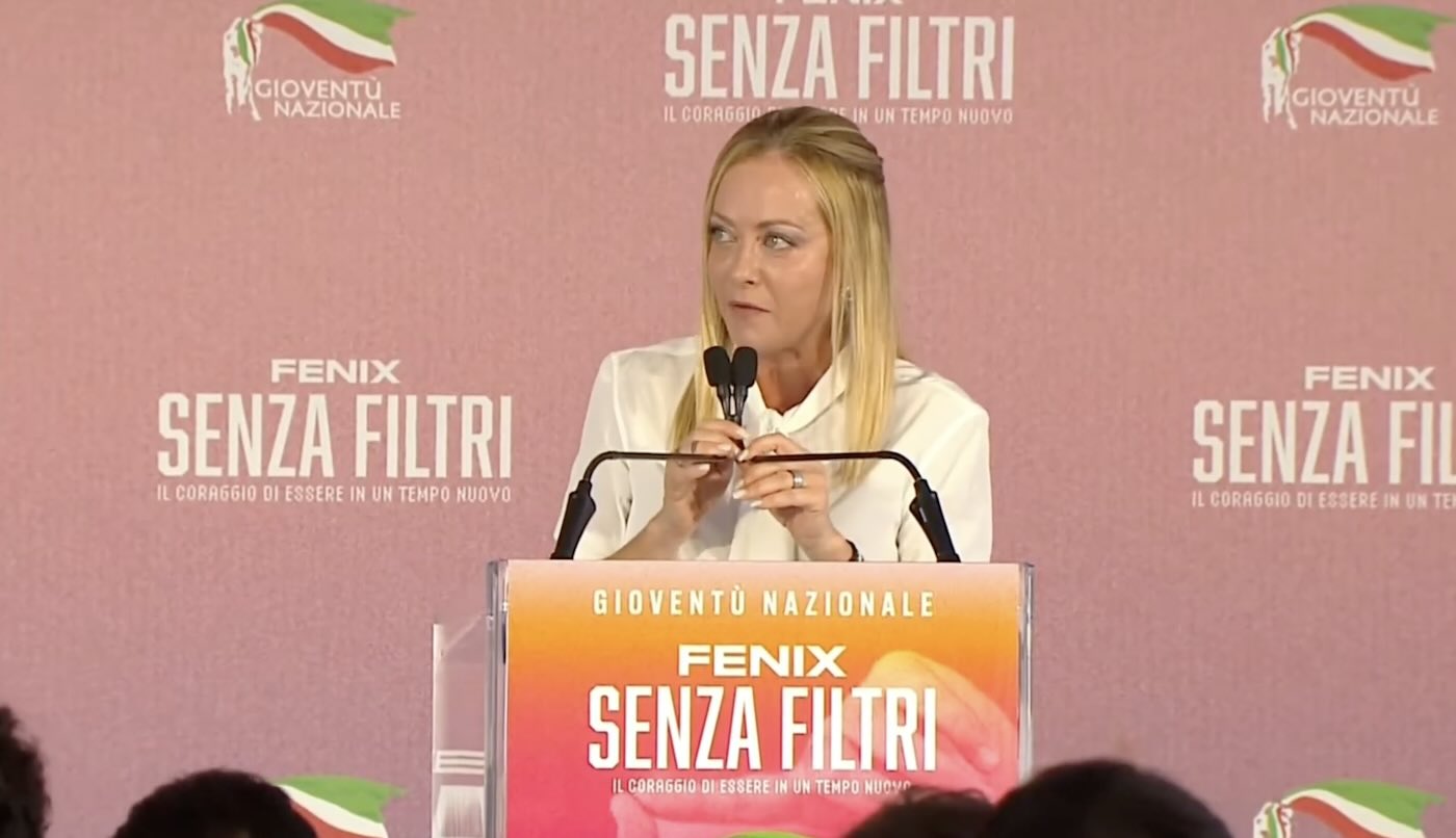 https://static.open.online/wp-content/uploads/2025/09/meloni-gioventu-nazionale.jpg
