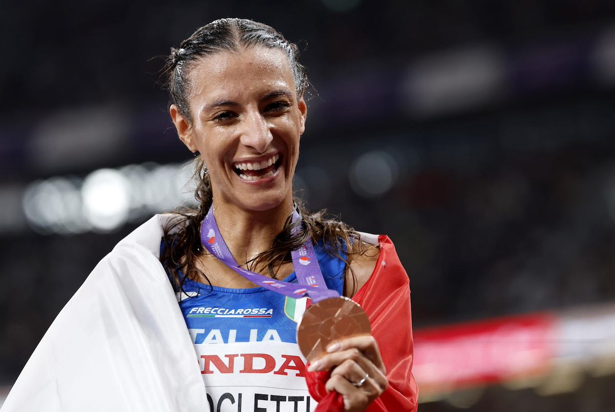 https://static.open.online/wp-content/uploads/2025/09/nadia-battocletti-bronzo-mondiali-atletica.jpg