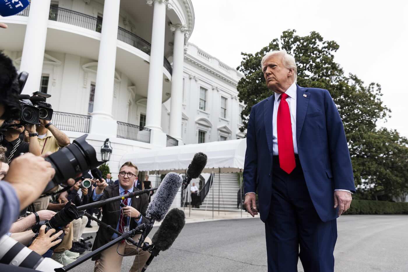 https://static.open.online/wp-content/uploads/2025/09/trump-lettera-hamas.jpeg