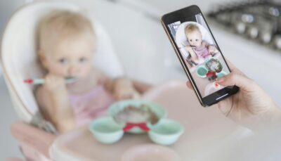 baby influencer legge social media
