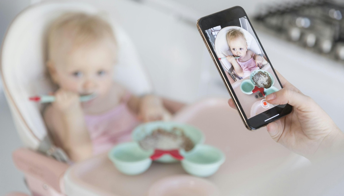 baby influencer legge social media
