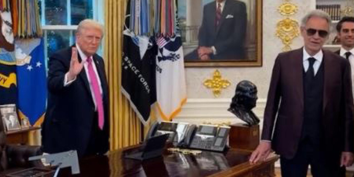 https://static.open.online/wp-content/uploads/2025/10/bocelli-trump-casa-bianca-video.png