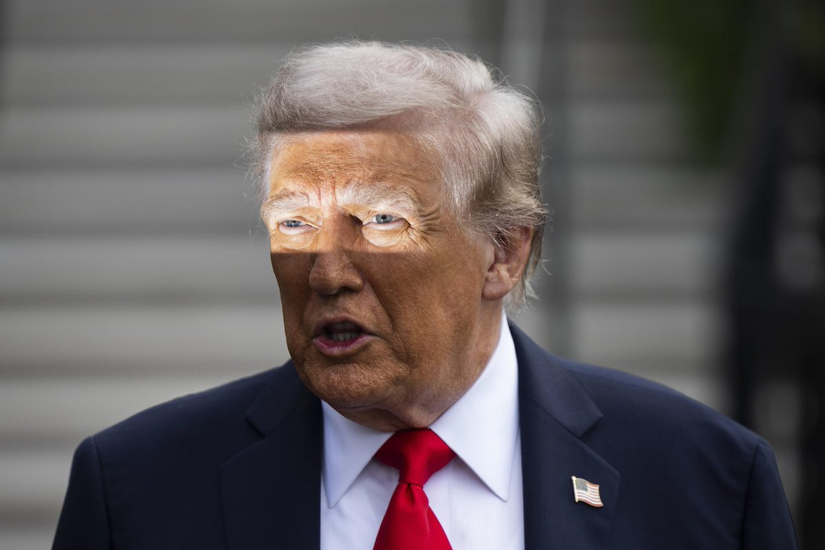 https://static.open.online/wp-content/uploads/2025/10/donald-trump-pazzia-madman-theory-machiavelli.jpg