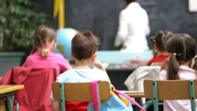 elementari maestra processo