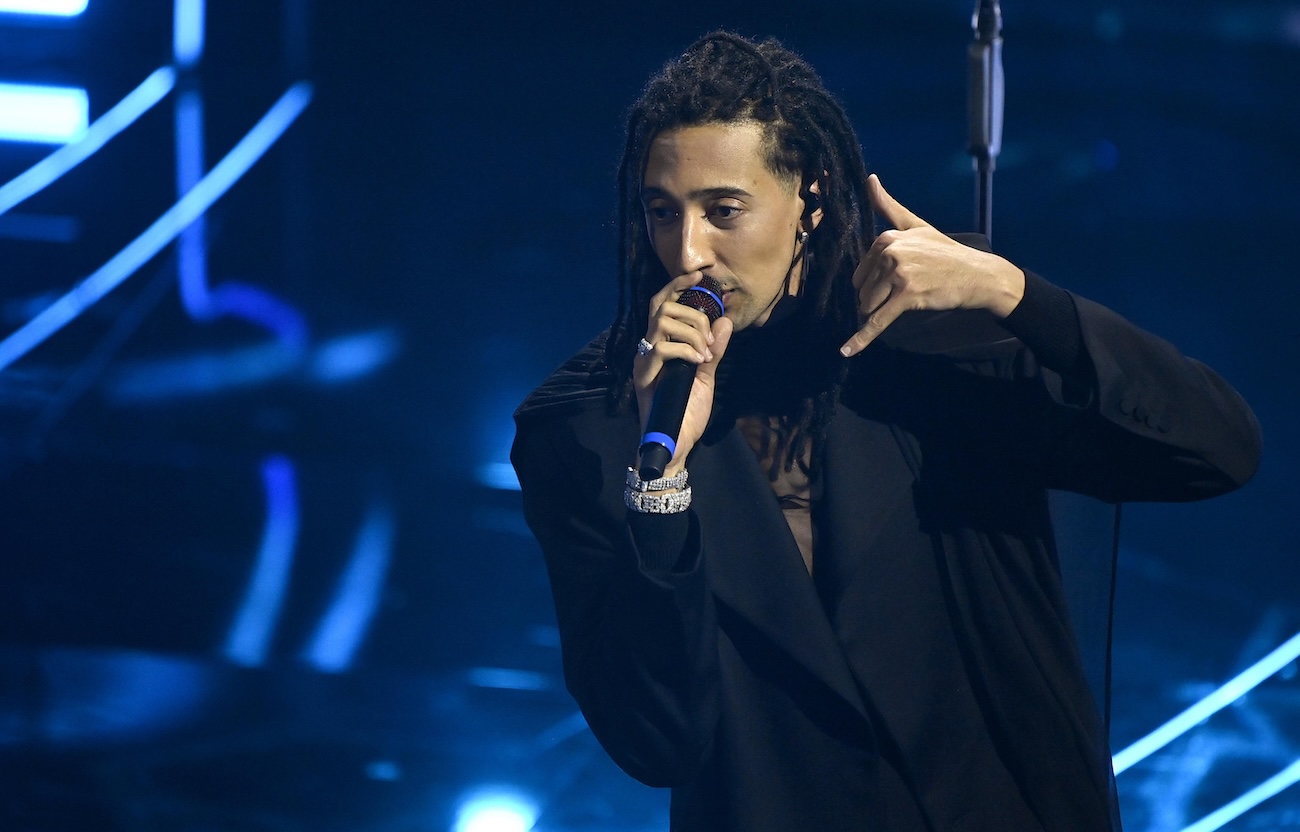 https://static.open.online/wp-content/uploads/2025/10/ghali-sanremo.jpg