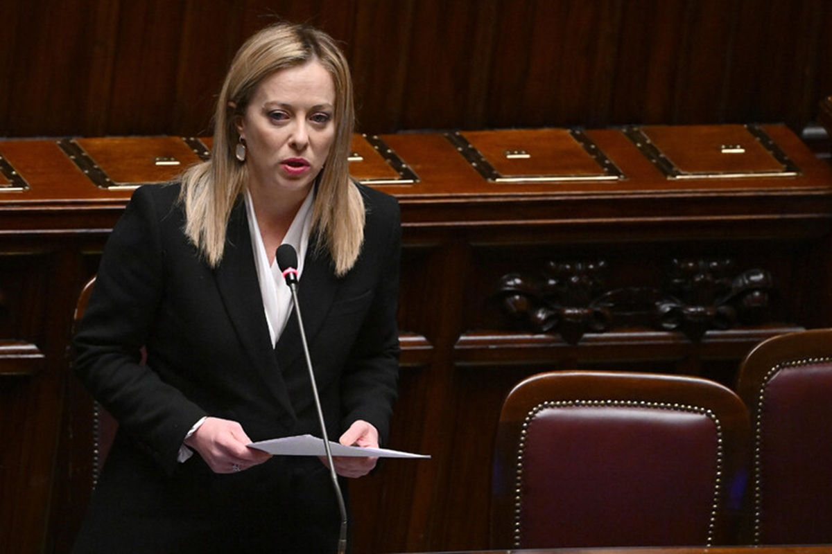 https://static.open.online/wp-content/uploads/2025/10/giorgia-meloni-camera.jpg