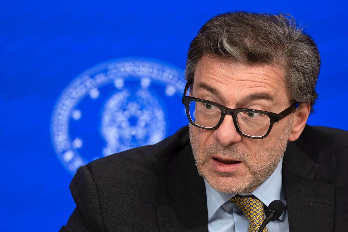 legge di bilancio giancarlo giorgetti