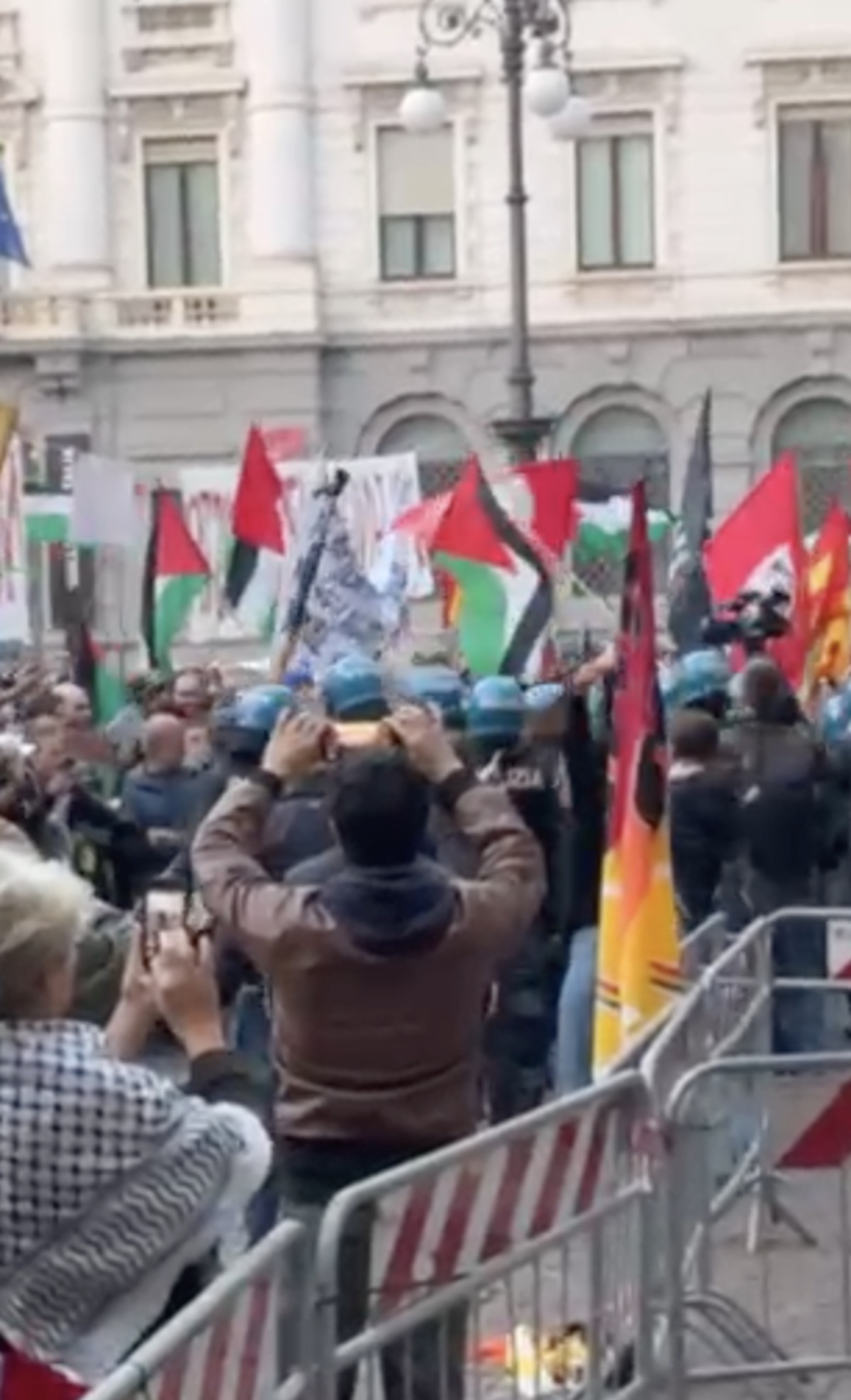 https://static.open.online/wp-content/uploads/2025/10/manganellate-pro-pal-milano.jpg