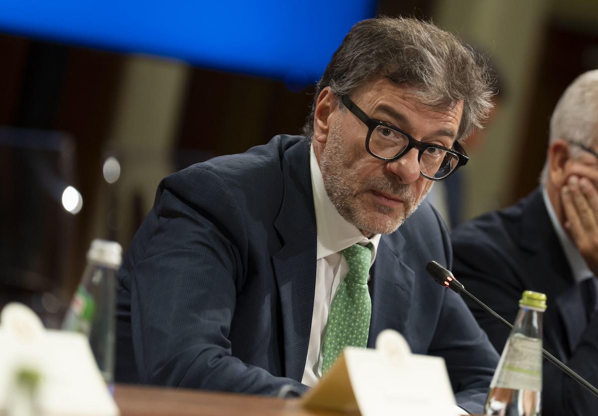 manovra legge bilancio documento di bilancio dpb