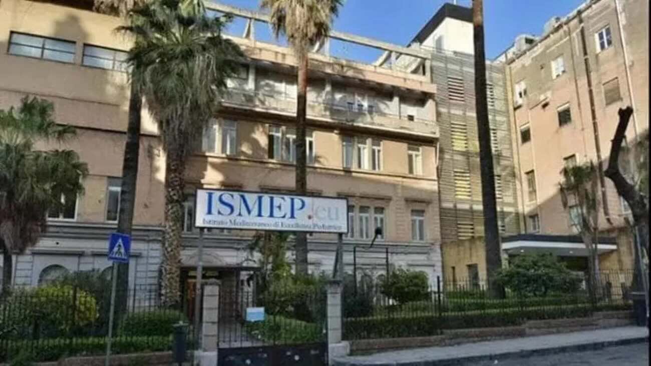 https://static.open.online/wp-content/uploads/2025/10/ospedale-trapani.jpg