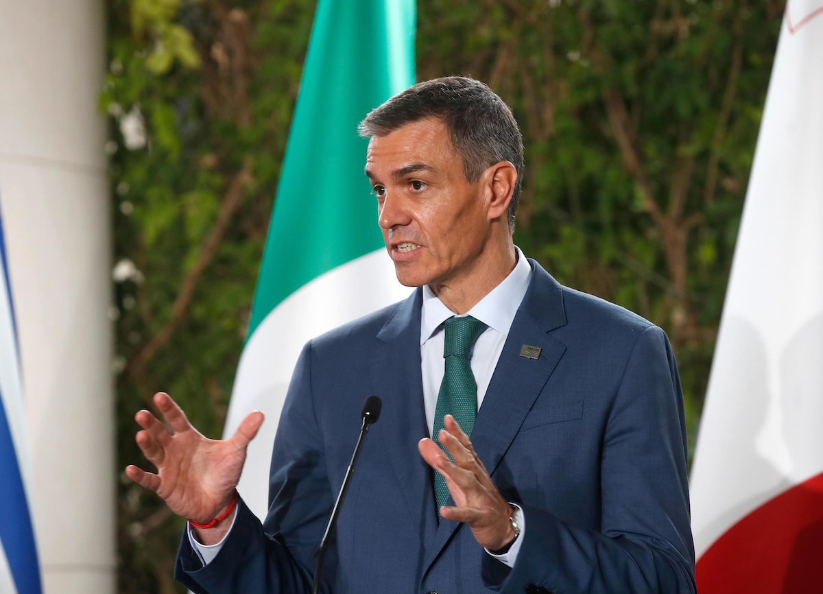padro-sanchez-ora-legale