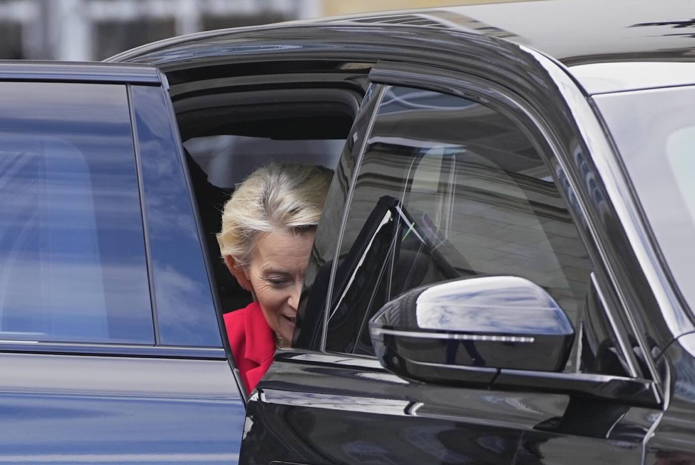 https://static.open.online/wp-content/uploads/2025/10/regolamento-ue-auto-von-der-leyen.jpeg