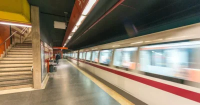 roma metro a microcamera spogliatoio