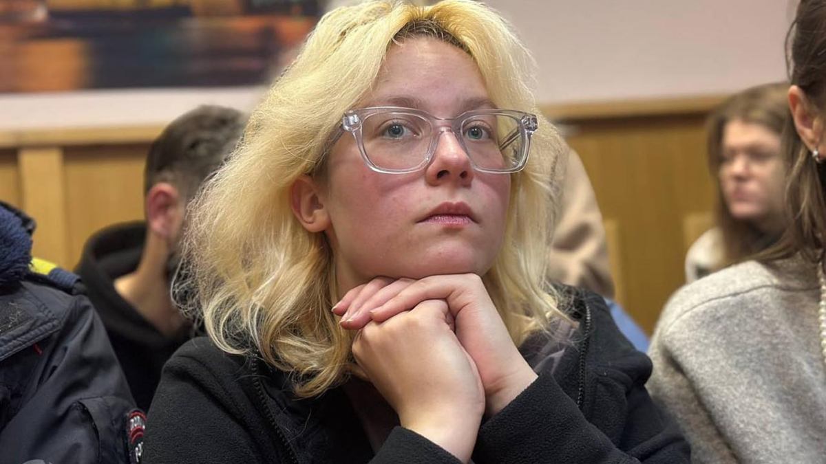 diana loginova naoko russia