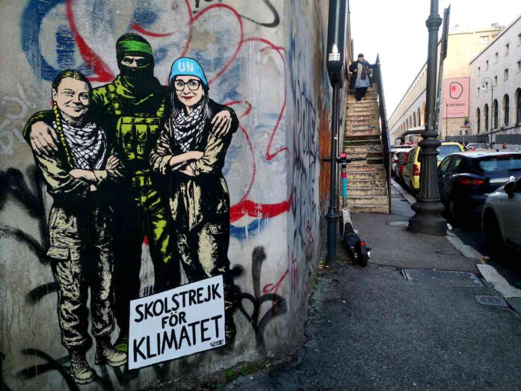 hamas thunberg albanese murales